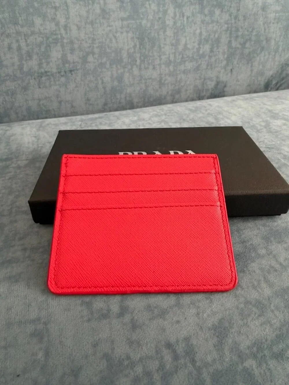 Red Saffiano Texture Card Holder Slim Wallet Gold Tone Emblem Luxury Style